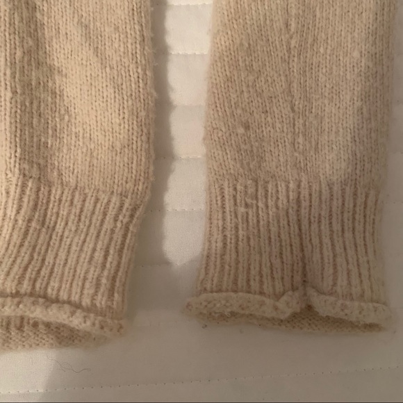 GAP Tan Sweater - Picture 6 of 7